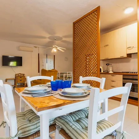 Будинок відпочинку Nettuno-vista Tavolara Within Walking Distance Of The Sea