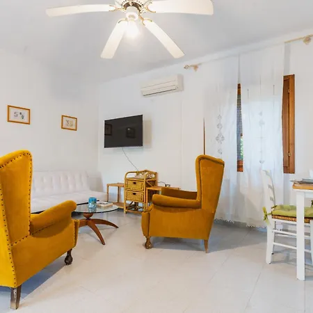 Будинок відпочинку Nettuno-vista Tavolara Within Walking Distance Of The Sea
