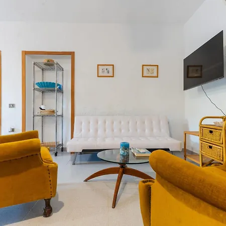 Nettuno-vista Tavolara Within Walking Distance Of The Sea