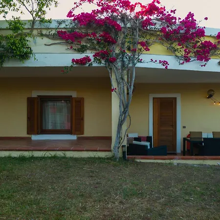 Будинок відпочинку Nettuno-vista Tavolara Within Walking Distance Of The Sea *
